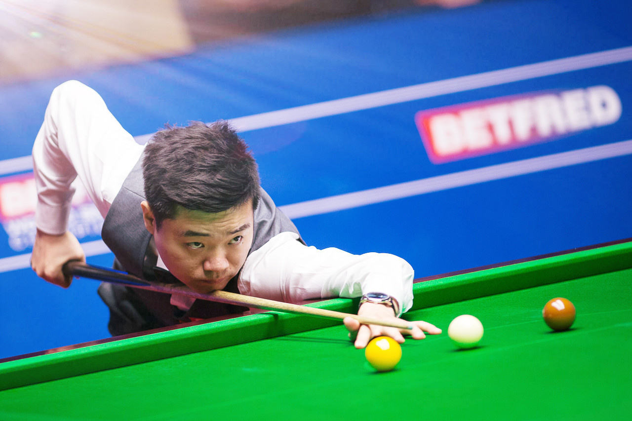 吉鲁：经纪人当年告诉我可能要和范佩西竞争，但我依然去枪手