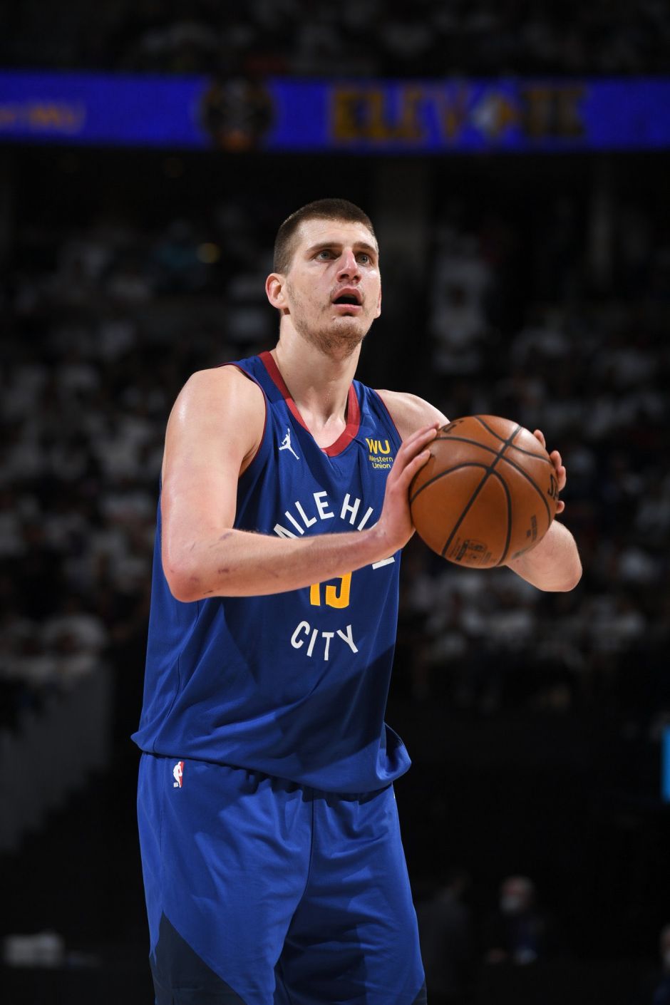 记者：特奥经纪人否认要求800万欧年薪续约，暂未与米兰接触