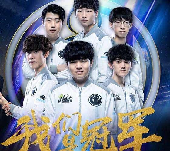 一夜之间，国足传出两个消息，解评主教练真是出的令人消怠，不禁.