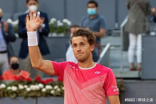 令人瞠目结 令人瞠目结