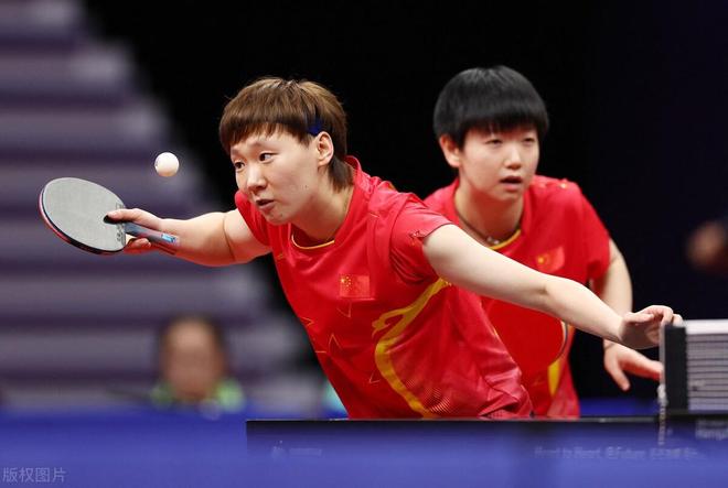 前场球员不 前场球员不