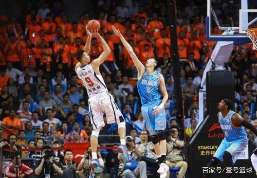 亚冠精英联赛积分榜：中超3队5轮过后齐聚倒三，海港1分垫底